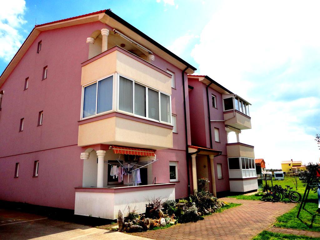 Apartment Anna Fažana Exterior foto