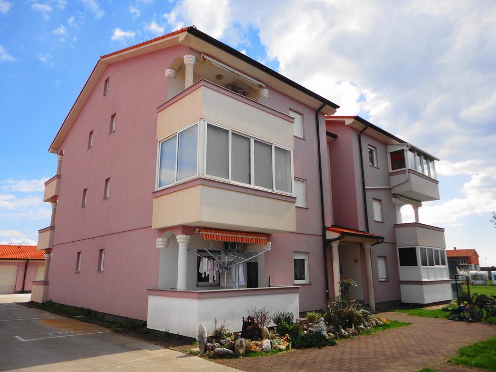 Apartment Anna Fažana Exterior foto